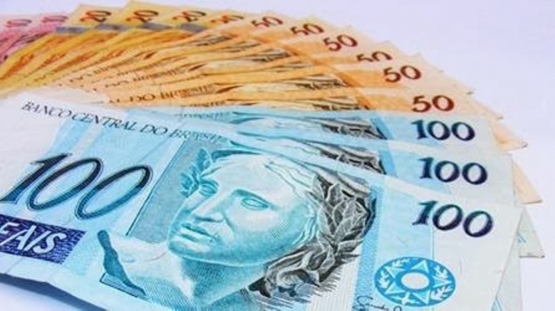 Prefeitura pagará salários de até R$ 2 mil reais nesta quarta feira